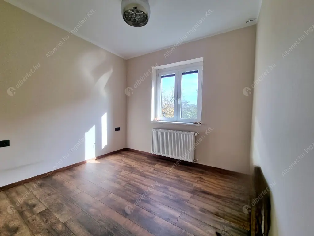 Kiadó albérlet 330000 Ft/hó áron: Budapest, II. kerület  Labanc út. Mérete: 54 nm, 2 szobás | Alberlet.hu - 6570395