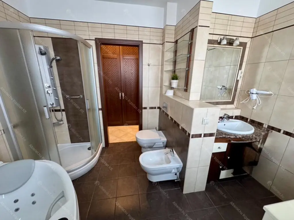 Kiadó albérlet 600000 Ft/hó áron: Budapest, II. kerület  Lepke utca. Mérete: 86 nm, 3 szobás | Alberlet.hu - 6705302