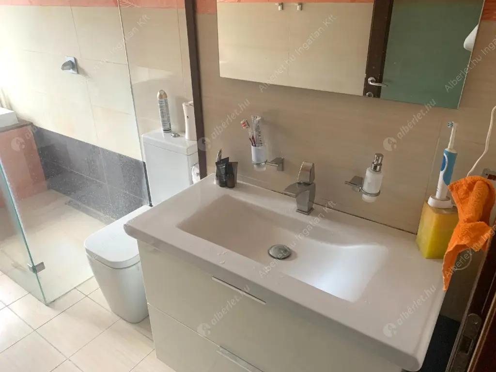 Kiadó albérlet 545000 Ft/hó áron: Budapest, II. kerület  Lepke utca. Mérete: 93 nm, 3 szobás | Alberlet.hu - 6526427