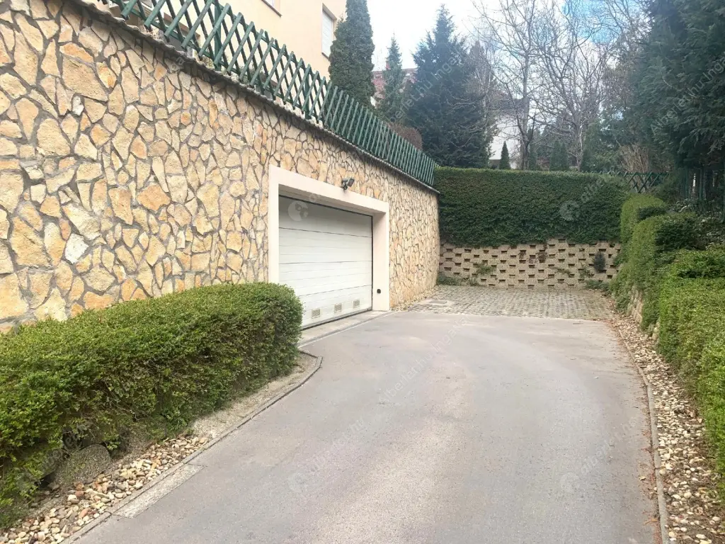 Kiadó albérlet 545000 Ft/hó áron: Budapest, II. kerület  Lepke utca. Mérete: 93 nm, 3 szobás | Alberlet.hu - 6526431