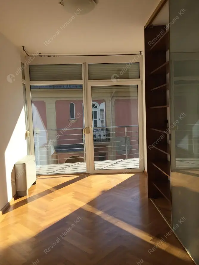 Kiadó albérlet 701000 Ft/hó áron: Budapest, II. kerület  Lévay utca. Mérete: 100 nm, 4 szobás | Alberlet.hu - 5610815