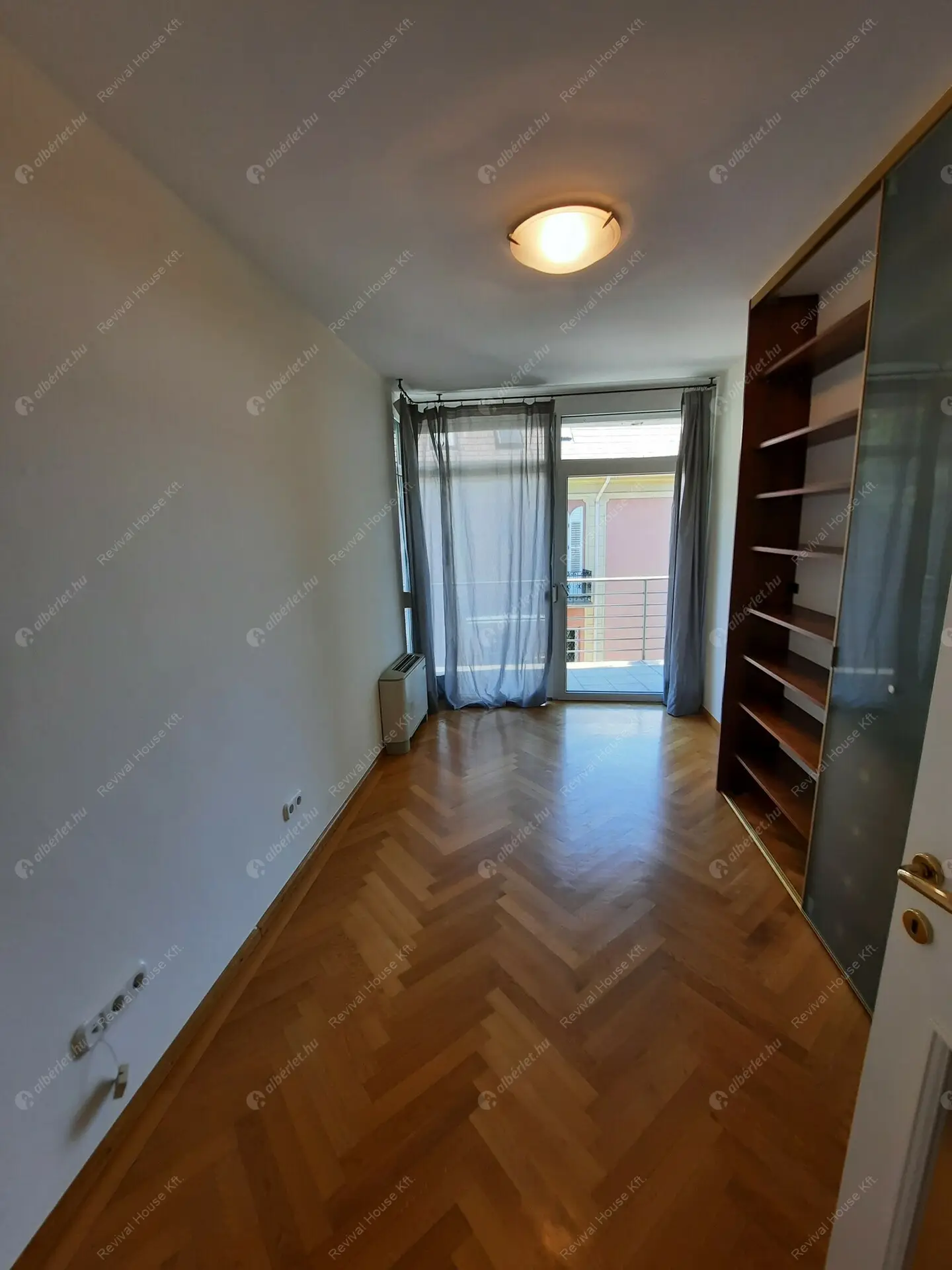 Kiadó albérlet 701000 Ft/hó áron: Budapest, II. kerület  Lévay utca. Mérete: 100 nm, 4 szobás | Alberlet.hu - 5714150