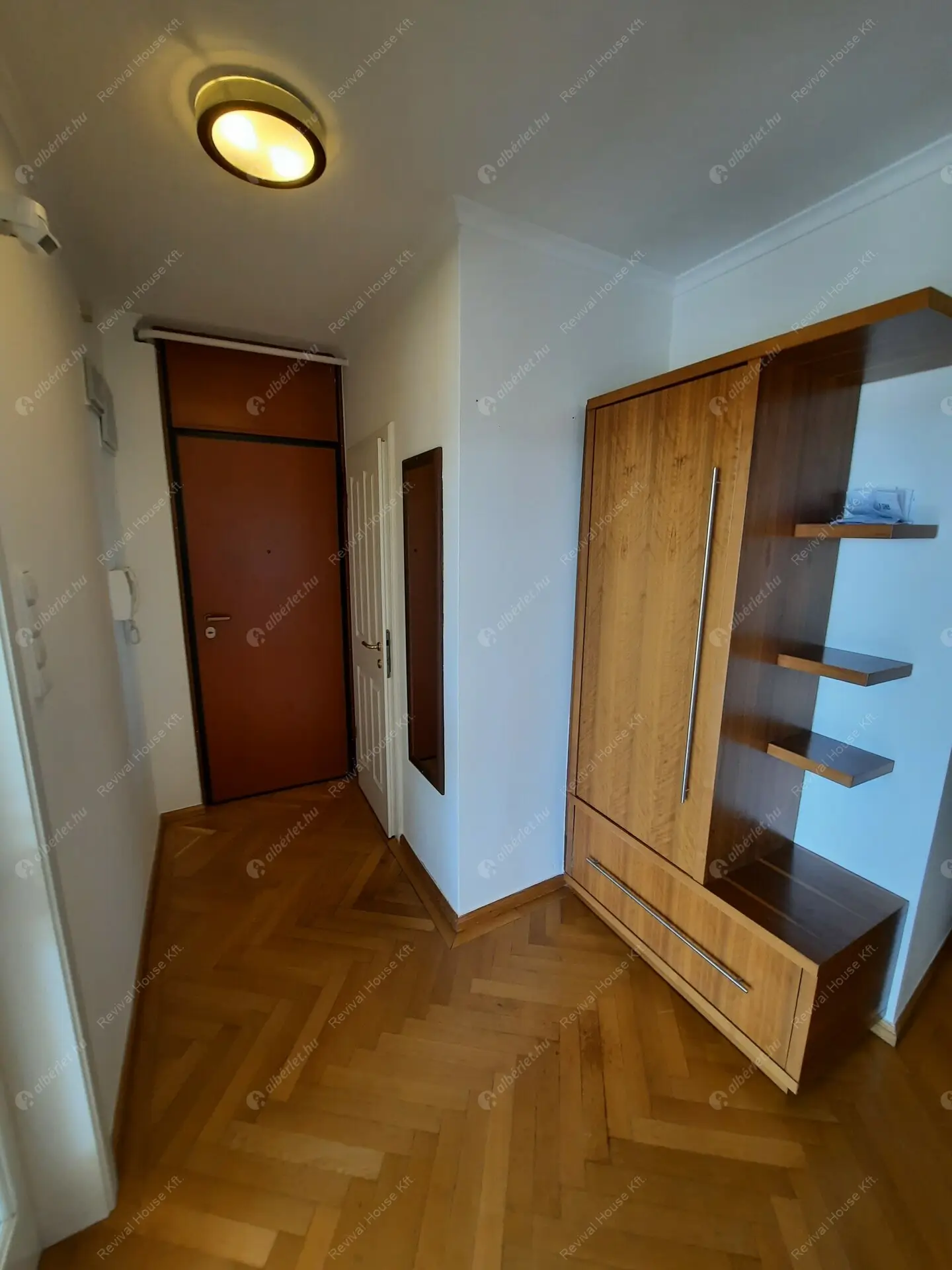 Kiadó albérlet 701000 Ft/hó áron: Budapest, II. kerület  Lévay utca. Mérete: 100 nm, 4 szobás | Alberlet.hu - 5714158
