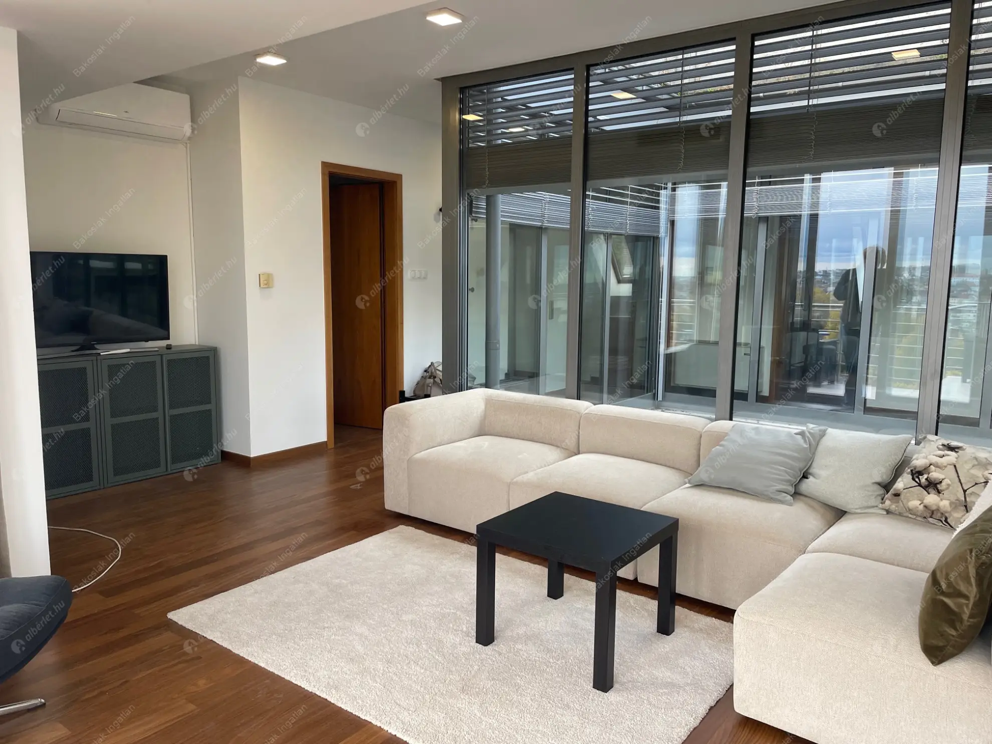 Kiadó albérlet 1165000 Ft/hó áron: Budapest, II. kerület  Lévay utca. Mérete: 130 nm, 4 szobás | Alberlet.hu - 6569637