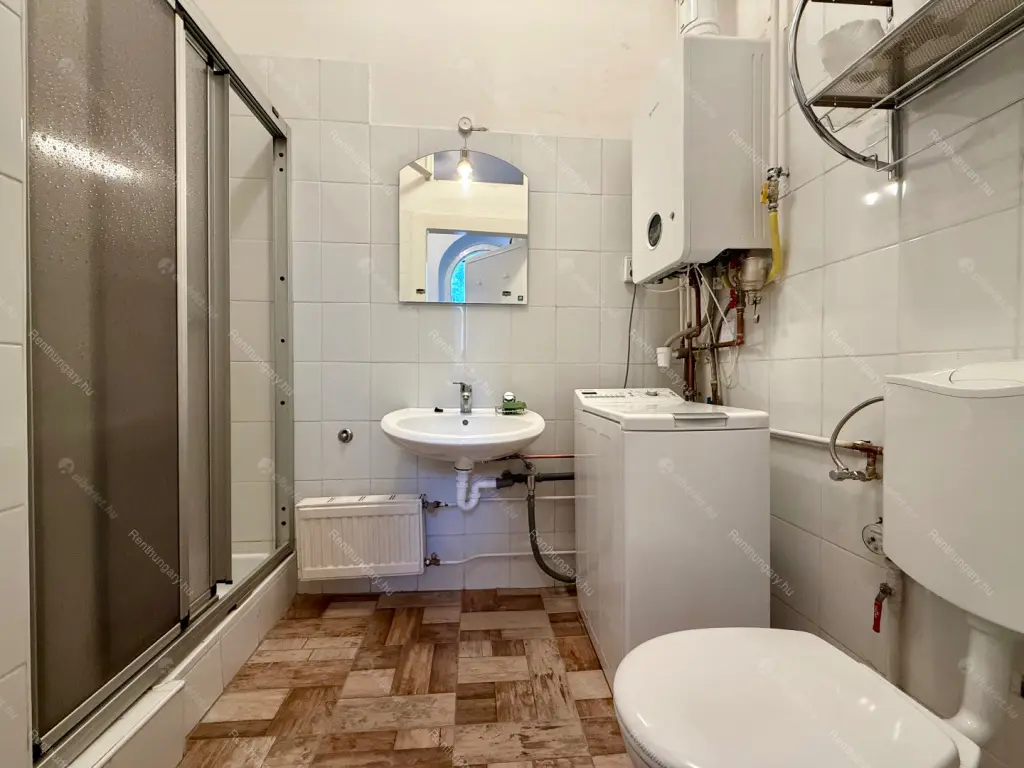 Kiadó albérlet 200000 Ft/hó áron: Budapest, II. kerület  Lóczy Lajos utca. Mérete: 36 nm, 1 szobás | Alberlet.hu - 6693546