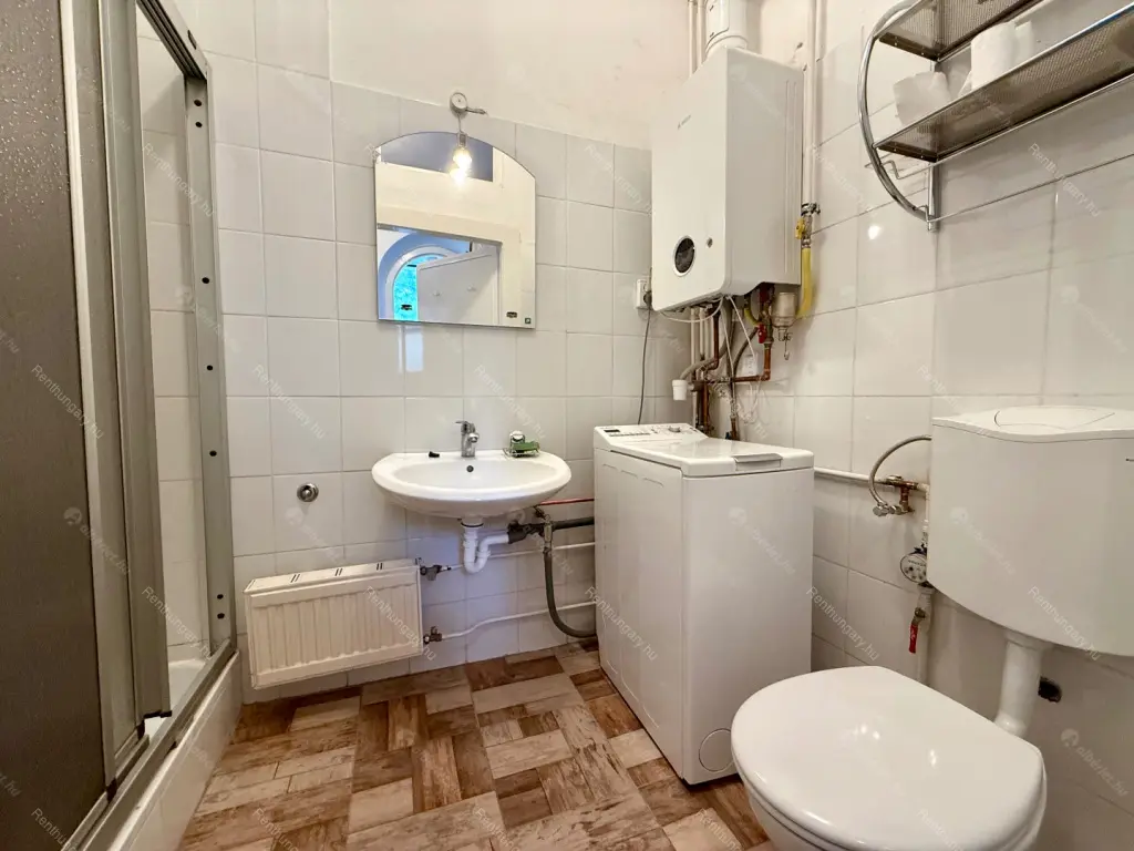 Kiadó albérlet 200000 Ft/hó áron: Budapest, II. kerület  Lóczy Lajos utca. Mérete: 36 nm, 1 szobás | Alberlet.hu - 6693547