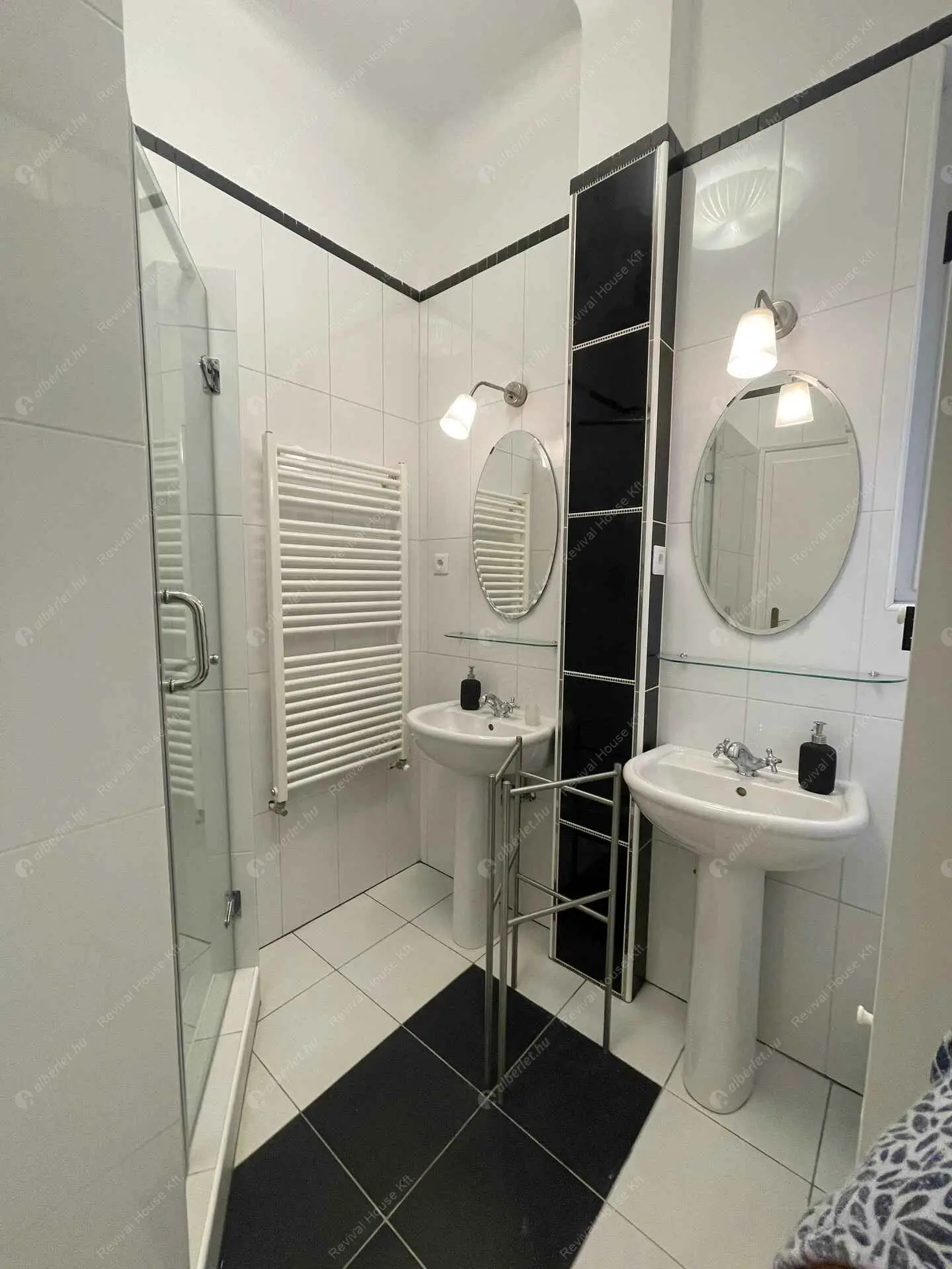 Kiadó albérlet 1082000 Ft/hó áron: Budapest, II. kerület  Lotz Károly utca. Mérete: 150 nm, 4 szobás | Alberlet.hu - 6482632