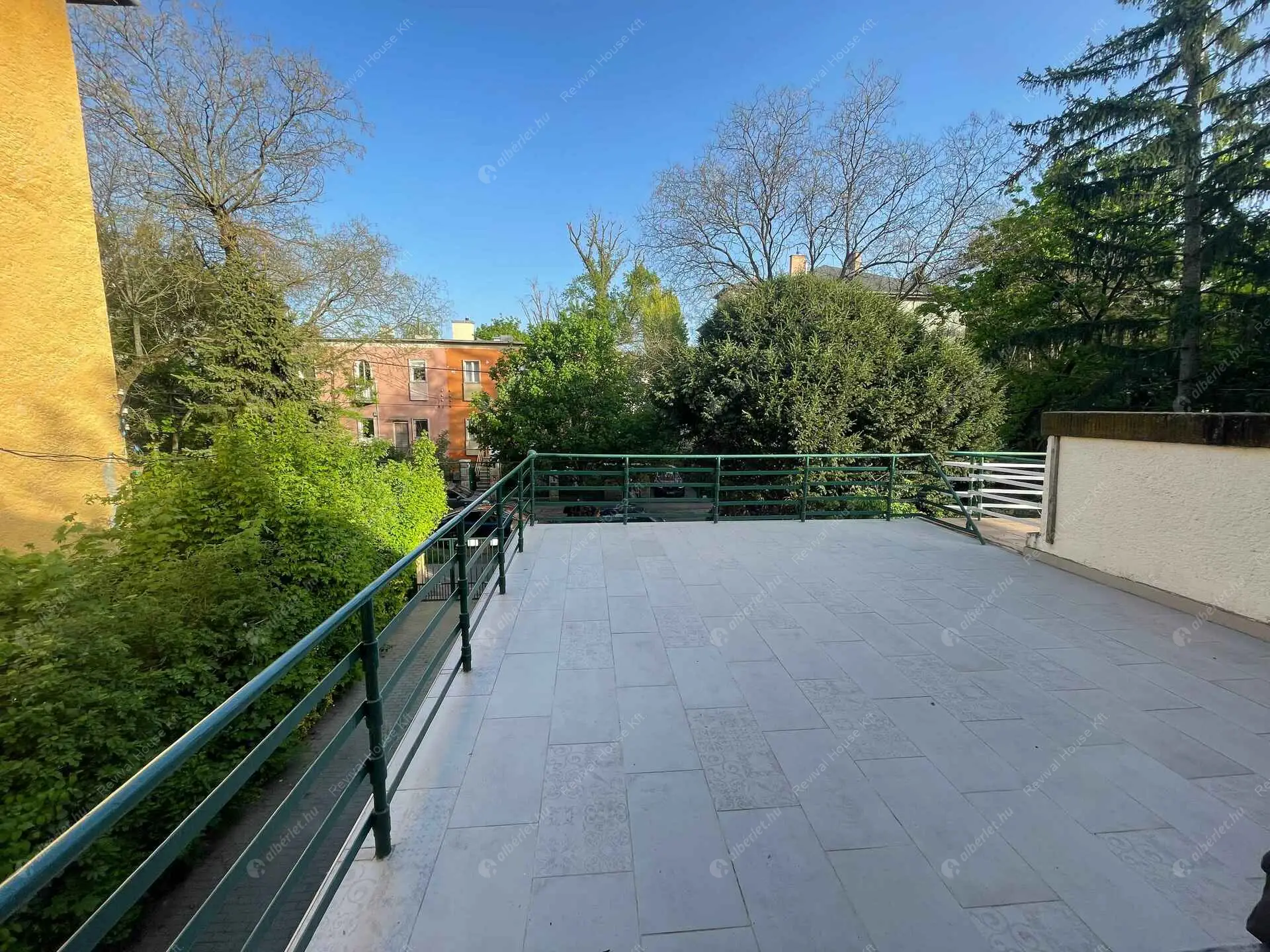 Kiadó albérlet 1082000 Ft/hó áron: Budapest, II. kerület  Lotz Károly utca. Mérete: 150 nm, 4 szobás | Alberlet.hu - 6482640