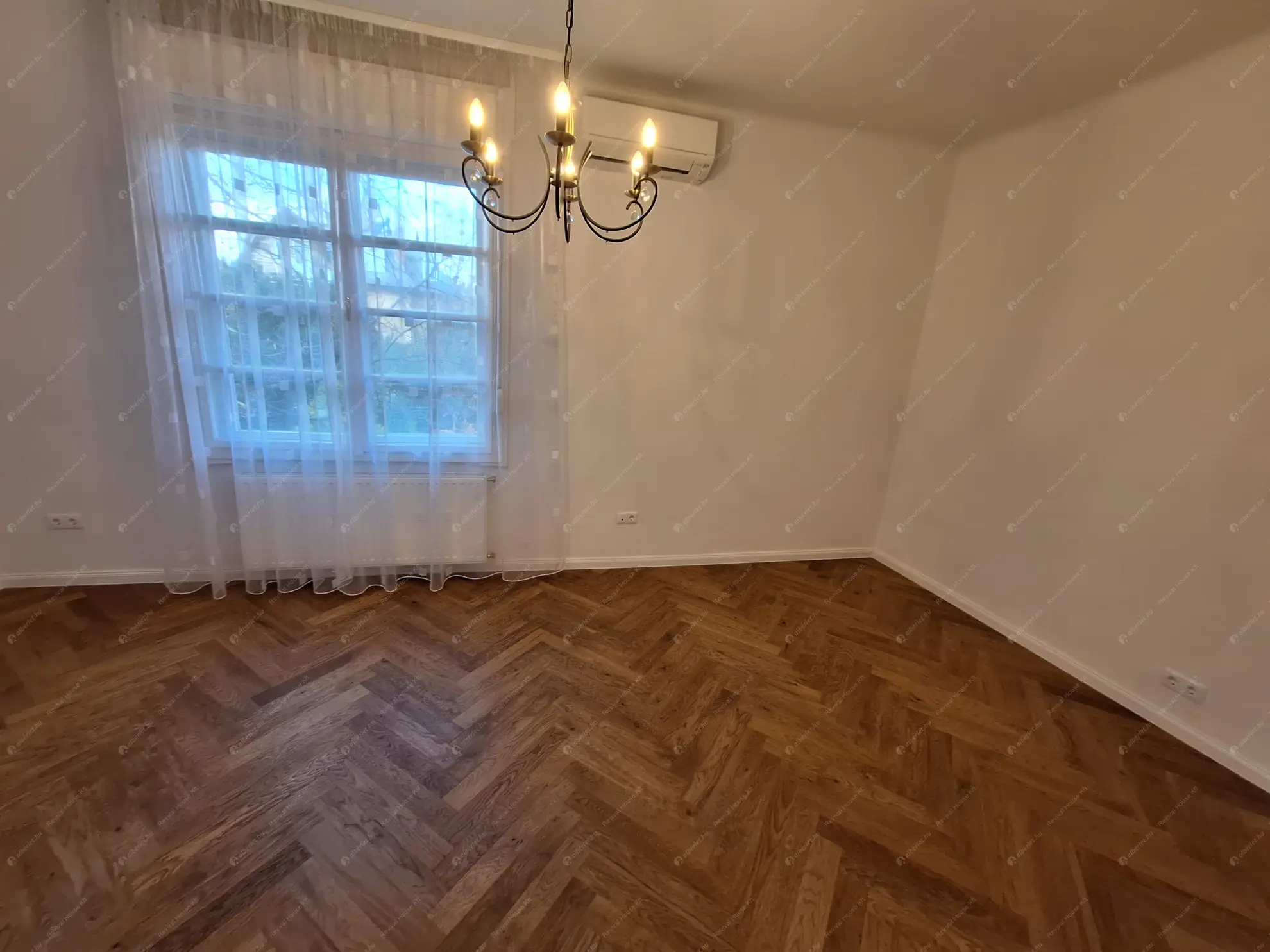 Kiadó albérlet 1067000 Ft/hó áron: Budapest, II. kerület  Lotz Károly utca. Mérete: 150 nm, 4 szobás | Alberlet.hu - 6579835