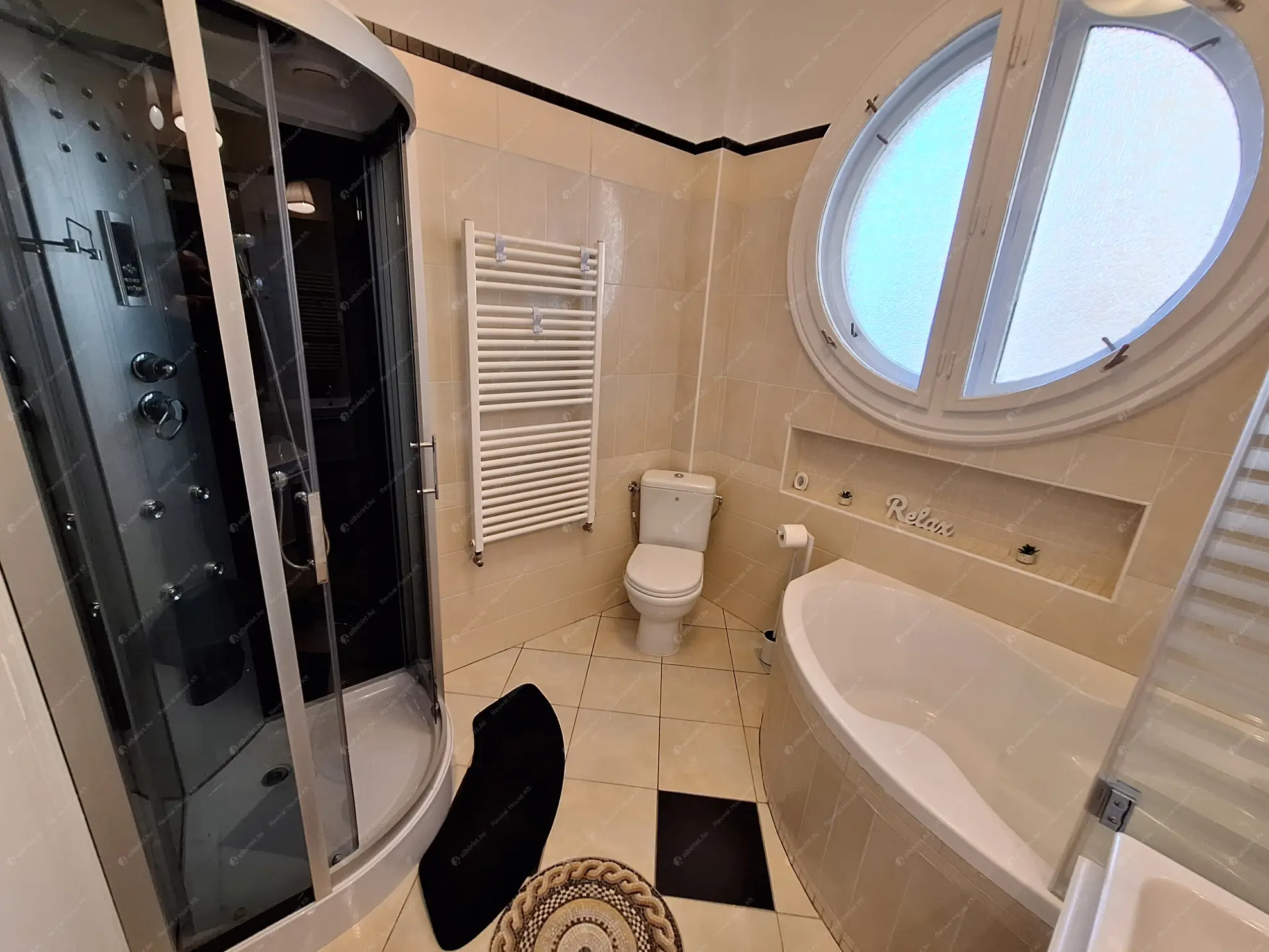 Kiadó albérlet 1067000 Ft/hó áron: Budapest, II. kerület  Lotz Károly utca. Mérete: 150 nm, 4 szobás | Alberlet.hu - 6579836