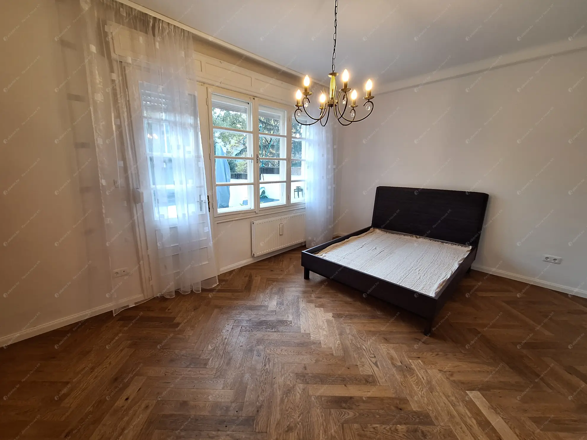 Kiadó albérlet 1067000 Ft/hó áron: Budapest, II. kerület  Lotz Károly utca. Mérete: 150 nm, 4 szobás | Alberlet.hu - 6579839