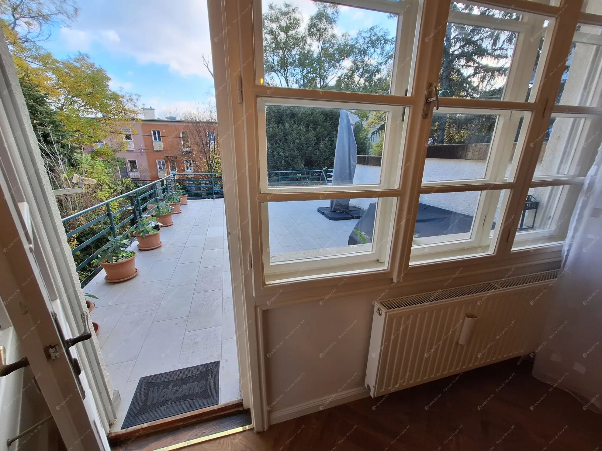 Kiadó albérlet 1067000 Ft/hó áron: Budapest, II. kerület  Lotz Károly utca. Mérete: 150 nm, 4 szobás | Alberlet.hu - 6579840