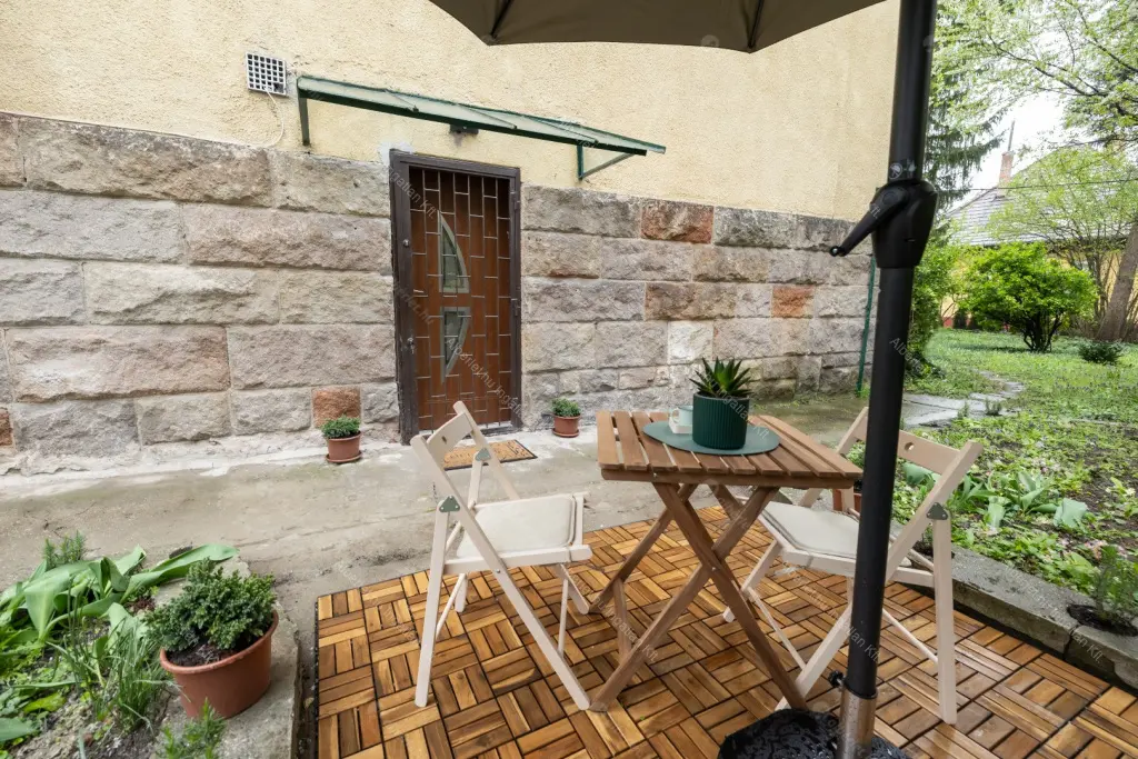 Kiadó albérlet 210000 Ft/hó áron: Budapest, II. kerület  Lotz Károly utca. Mérete: 20 nm, 1 szobás | Alberlet.hu - 6705492