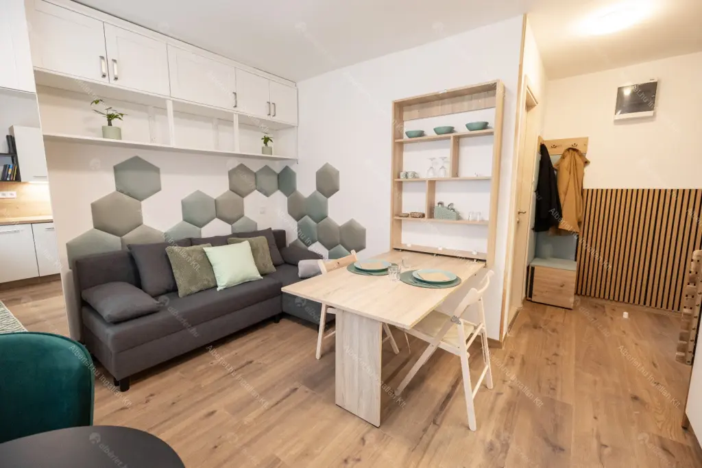 Kiadó albérlet 210000 Ft/hó áron: Budapest, II. kerület  Lotz Károly utca. Mérete: 20 nm, 1 szobás | Alberlet.hu - 6705495