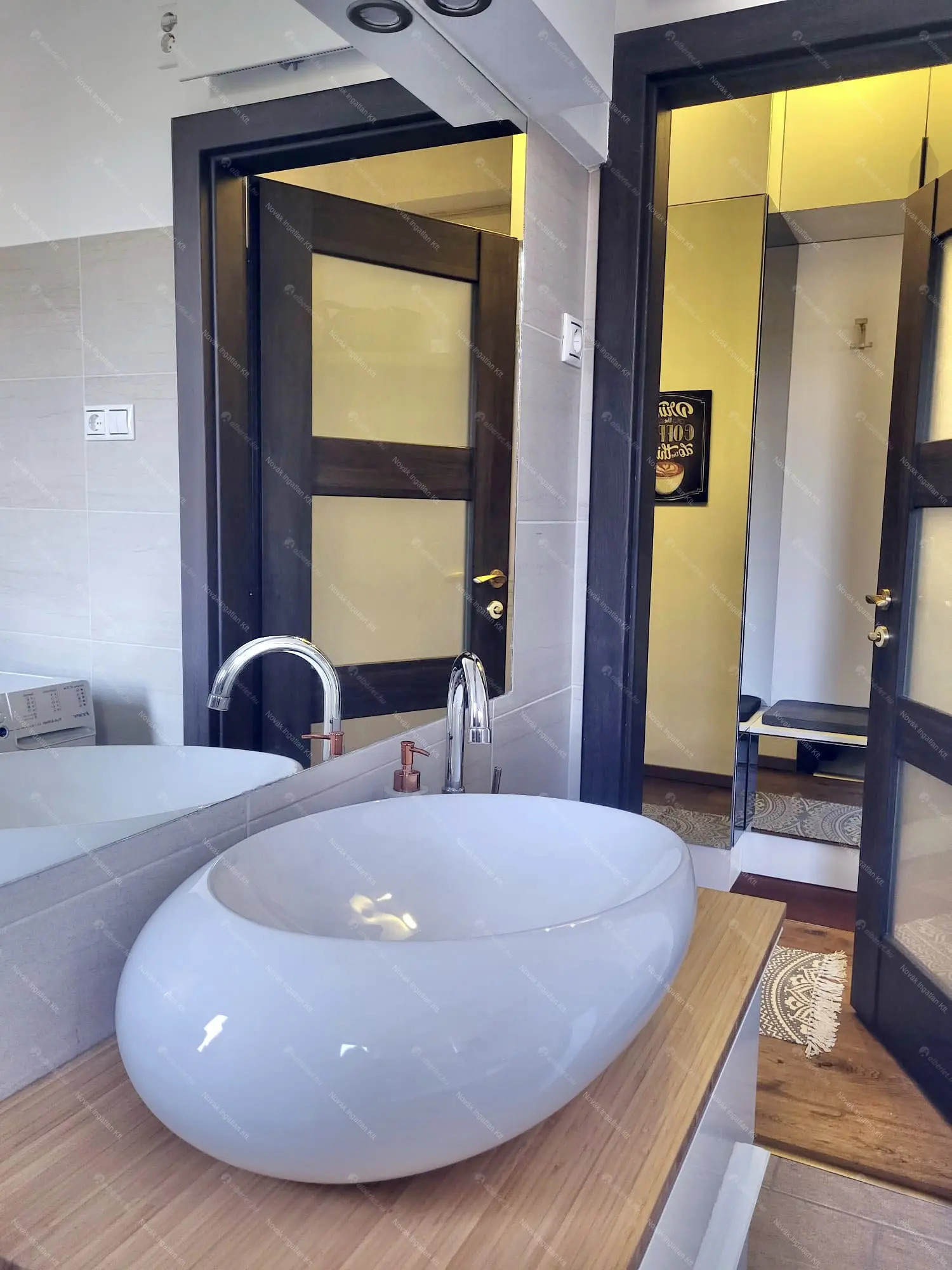 Kiadó albérlet 275000 Ft/hó áron: Budapest, II. kerület  Lotz Károly utca. Mérete: 44 nm, 2 szobás | Alberlet.hu - 6686905