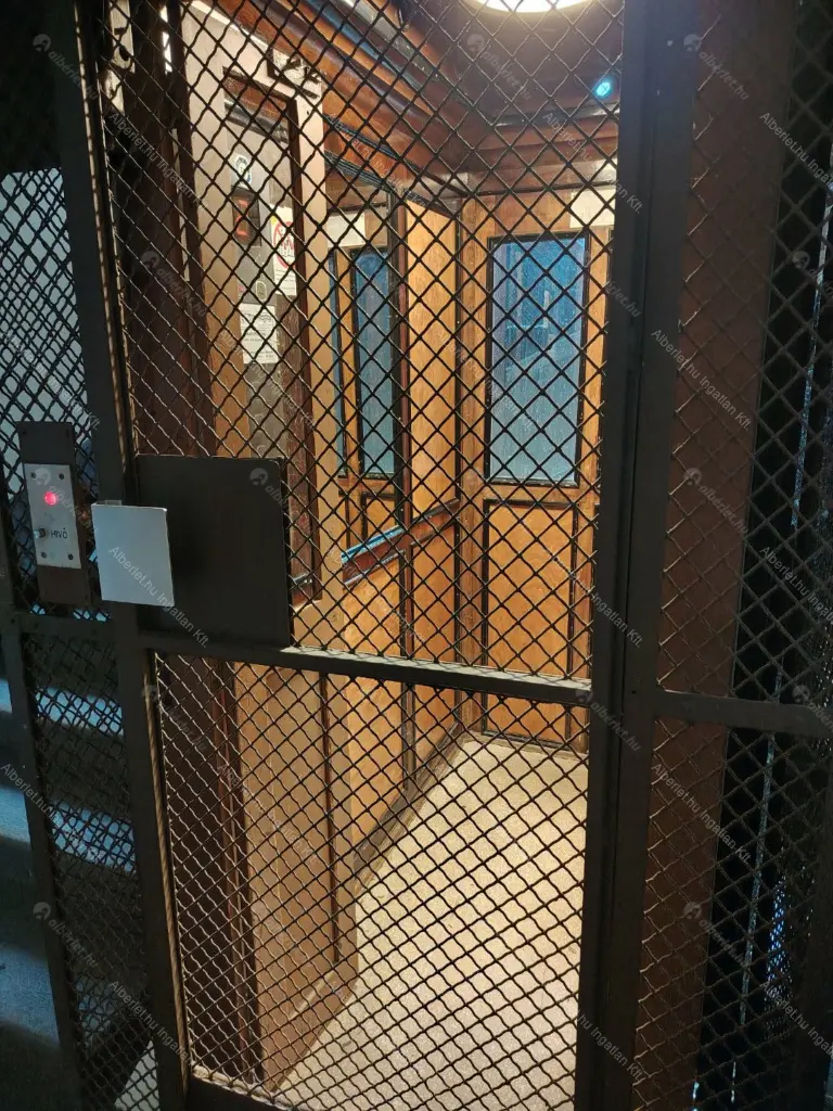 Kiadó albérlet 360000 Ft/hó áron: Budapest, II. kerület  Lukács utca. Mérete: 65 nm, 2 szobás | Alberlet.hu - 6687505