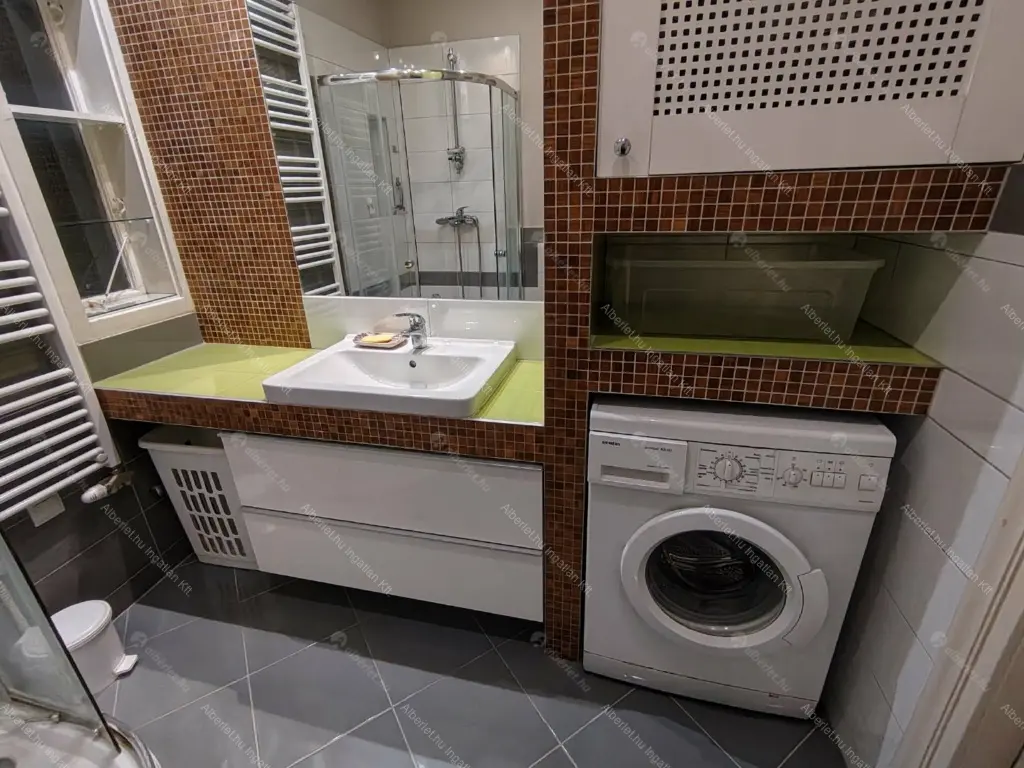 Kiadó albérlet 360000 Ft/hó áron: Budapest, II. kerület  Lukács utca. Mérete: 65 nm, 2 szobás | Alberlet.hu - 6696738