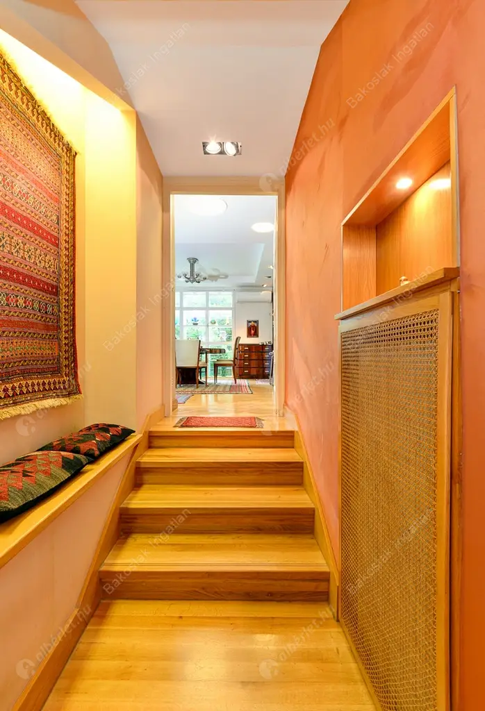 Kiadó albérlet 2496000 Ft/hó áron: Budapest, II. kerület  Mandula utca. Mérete: 320 nm, 5 szobás | Alberlet.hu - 4452234