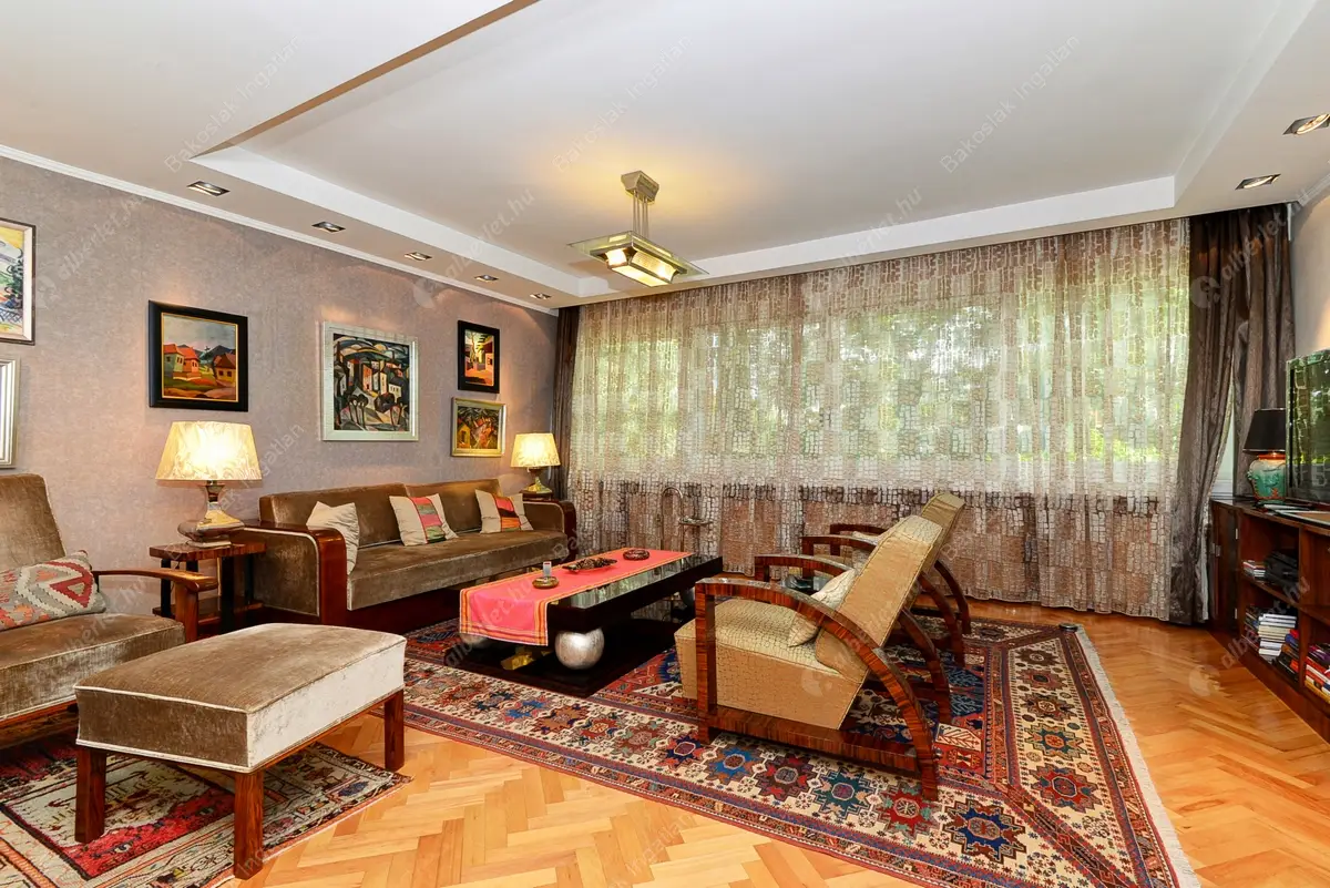 Kiadó albérlet 2496000 Ft/hó áron: Budapest, II. kerület  Mandula utca. Mérete: 320 nm, 5 szobás | Alberlet.hu - 4452250