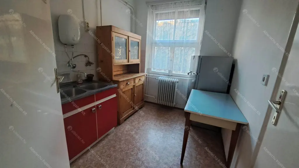 Kiadó albérlet 300000 Ft/hó áron: Budapest, II. kerület  Marczibányi tér. Mérete: 70 nm, 1 szobás | Alberlet.hu - 6694539