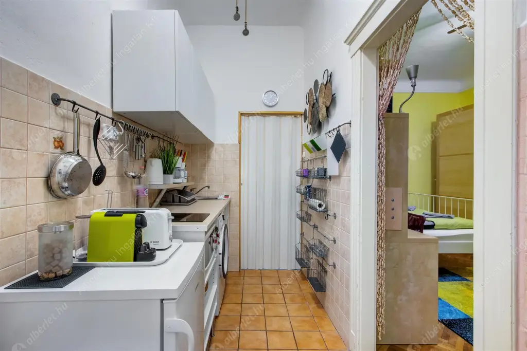 Kiadó albérlet 190000 Ft/hó áron: Budapest, II. kerület  Margit körút. Mérete: 25 nm, 1 szobás | Alberlet.hu - 6570237