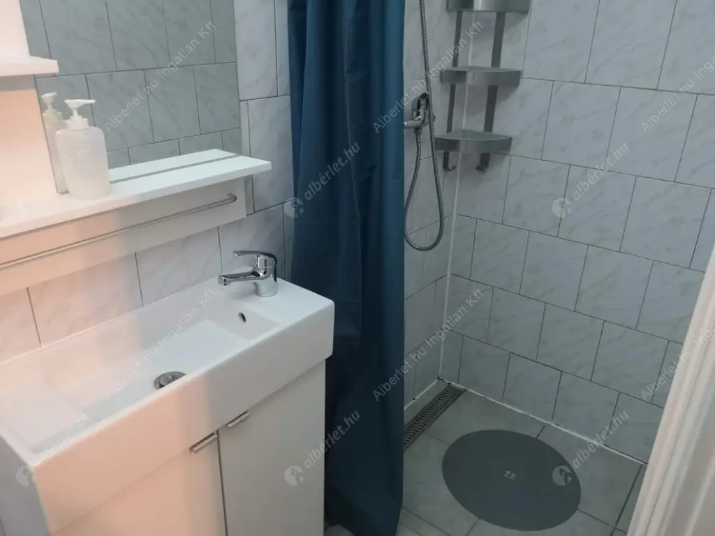Kiadó albérlet 240000 Ft/hó áron: Budapest, II. kerület  Margit körút. Mérete: 55 nm, 1 szobás | Alberlet.hu - 6519844