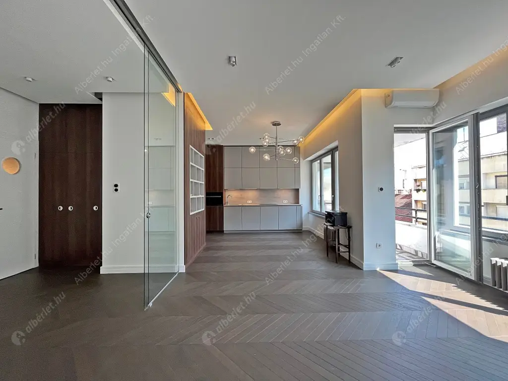 Kiadó albérlet 699000 Ft/hó áron: Budapest, II. kerület  Margit körút. Mérete: 66 nm, 1 szobás | Alberlet.hu - 6518447