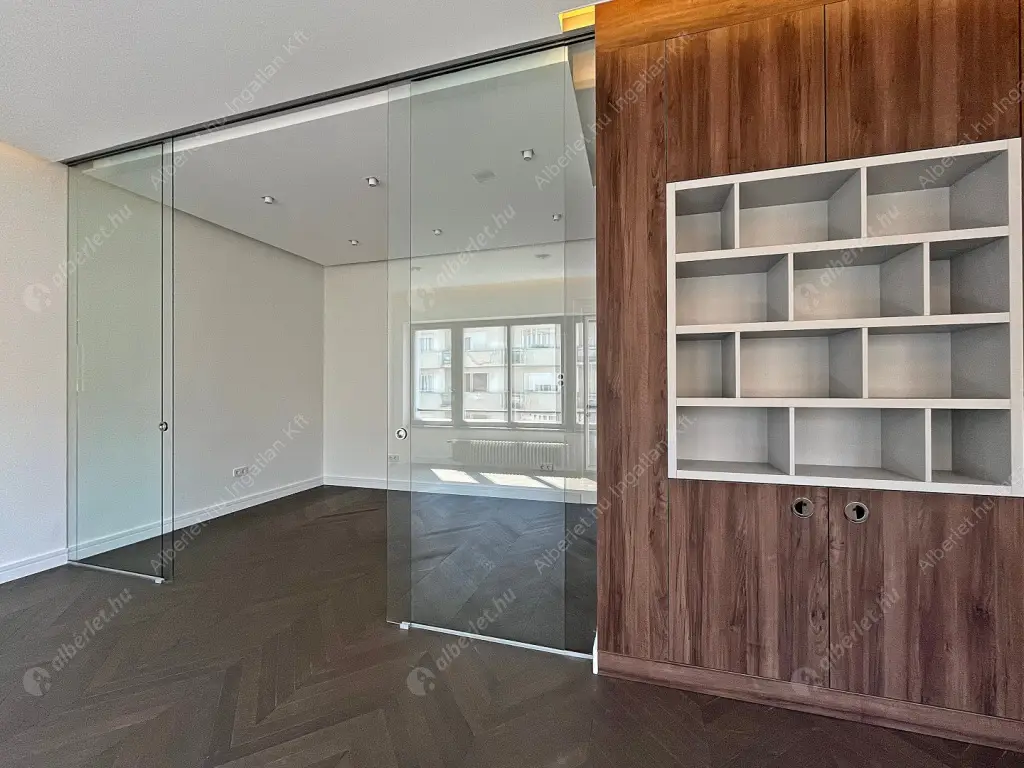 Kiadó albérlet 699000 Ft/hó áron: Budapest, II. kerület  Margit körút. Mérete: 66 nm, 1 szobás | Alberlet.hu - 6518453