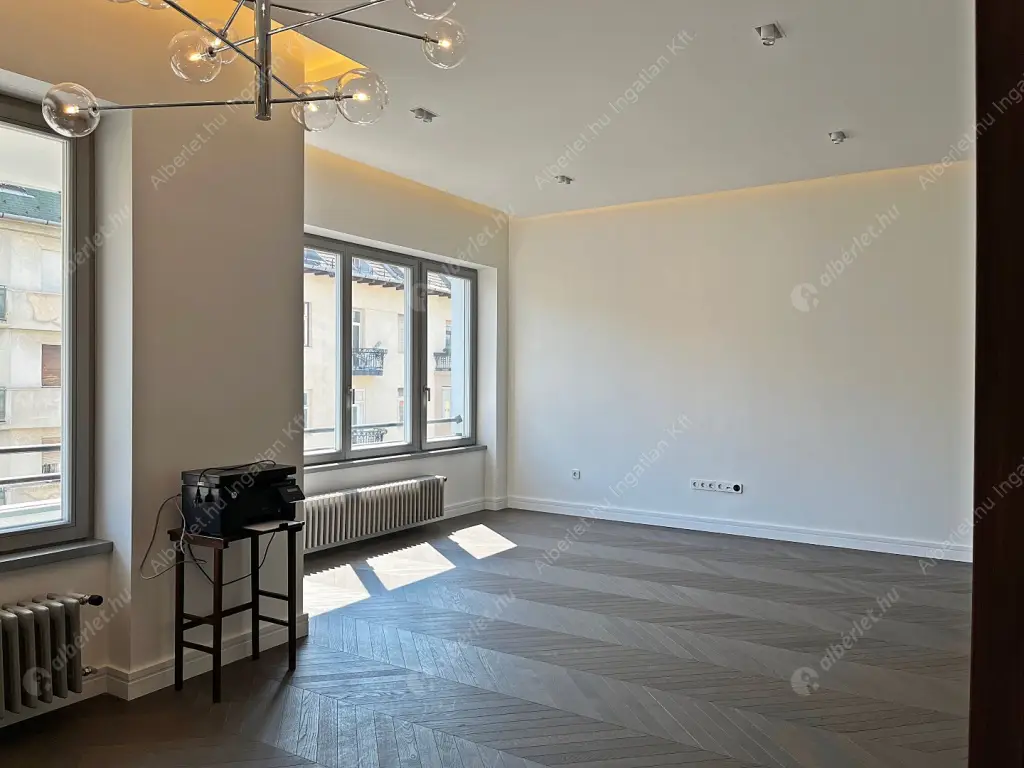 Kiadó albérlet 699000 Ft/hó áron: Budapest, II. kerület  Margit körút. Mérete: 66 nm, 1 szobás | Alberlet.hu - 6518456