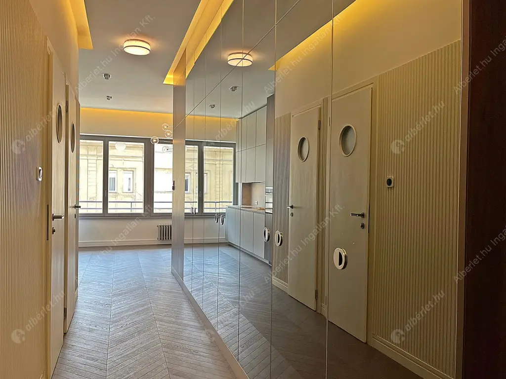 Kiadó albérlet 699000 Ft/hó áron: Budapest, II. kerület  Margit körút. Mérete: 66 nm, 1 szobás | Alberlet.hu - 6518459