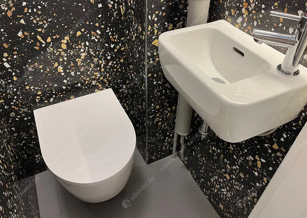 Kiadó albérlet 699000 Ft/hó áron: Budapest, II. kerület  Margit körút. Mérete: 66 nm, 1 szobás | Alberlet.hu - 6518463