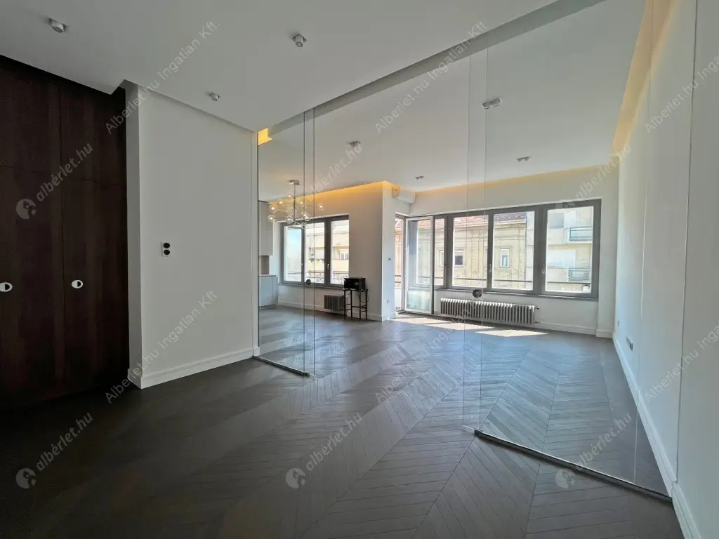 Kiadó albérlet 694000 Ft/hó áron: Budapest, II. kerület  Margit körút. Mérete: 66 nm, 1 szobás | Alberlet.hu - 6625278