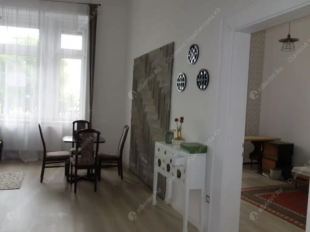 Kiadó albérlet 463000 Ft/hó áron: Budapest, II. kerület  Margit körút. Mérete: 83 nm, 3 szobás | Alberlet.hu - 5748202