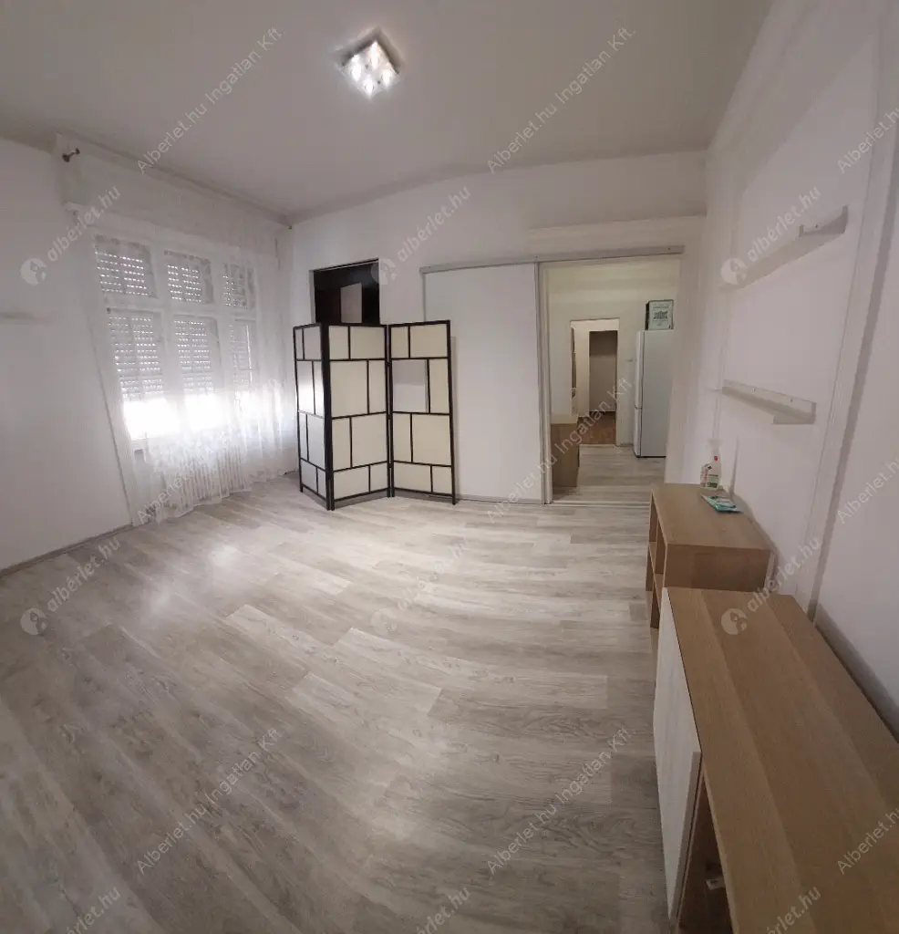 Kiadó albérlet 350000 Ft/hó áron: Budapest, II. kerület  Margit körút. Mérete: 93 nm, 3 szobás | Alberlet.hu - 6618671