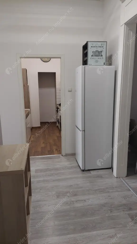 Kiadó albérlet 350000 Ft/hó áron: Budapest, II. kerület  Margit körút. Mérete: 93 nm, 3 szobás | Alberlet.hu - 6618678