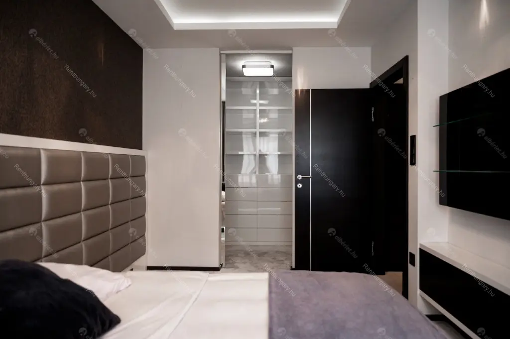 Kiadó albérlet 500000 Ft/hó áron: Budapest, II. kerület  Mecset  utca . Mérete: 65 nm, 3 szobás | Alberlet.hu - 6709814