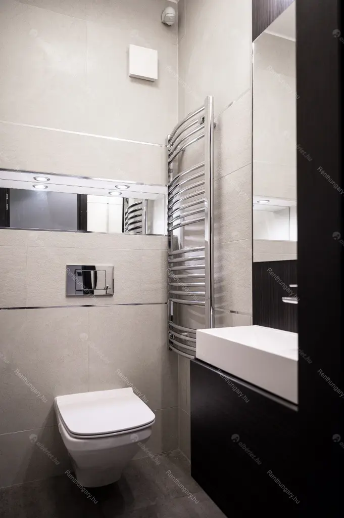 Kiadó albérlet 500000 Ft/hó áron: Budapest, II. kerület  Mecset  utca . Mérete: 65 nm, 3 szobás | Alberlet.hu - 6709816