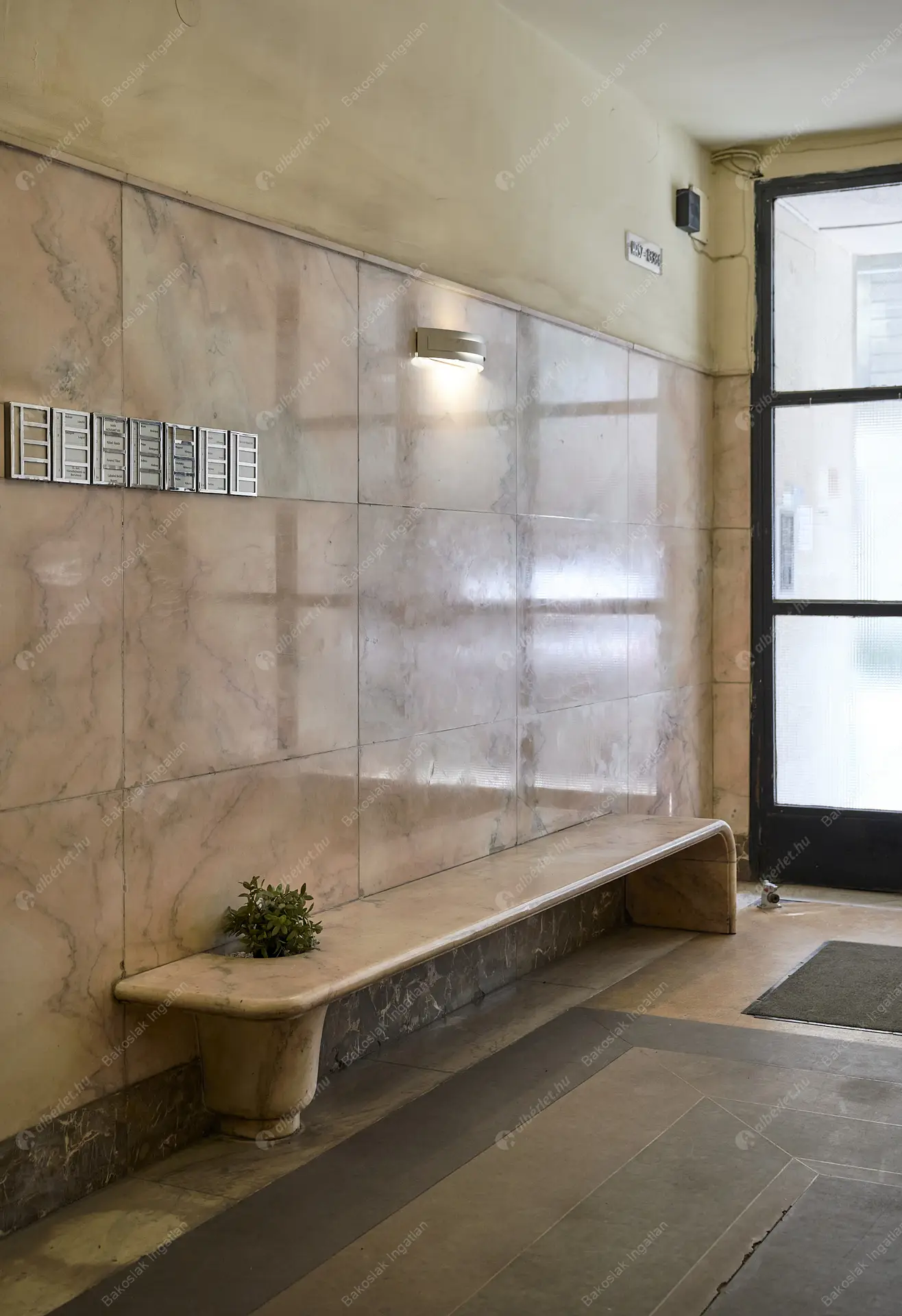 Kiadó albérlet 621000 Ft/hó áron: Budapest, II. kerület  Mecset utca. Mérete: 64 nm, 2 szobás | Alberlet.hu - 6337233