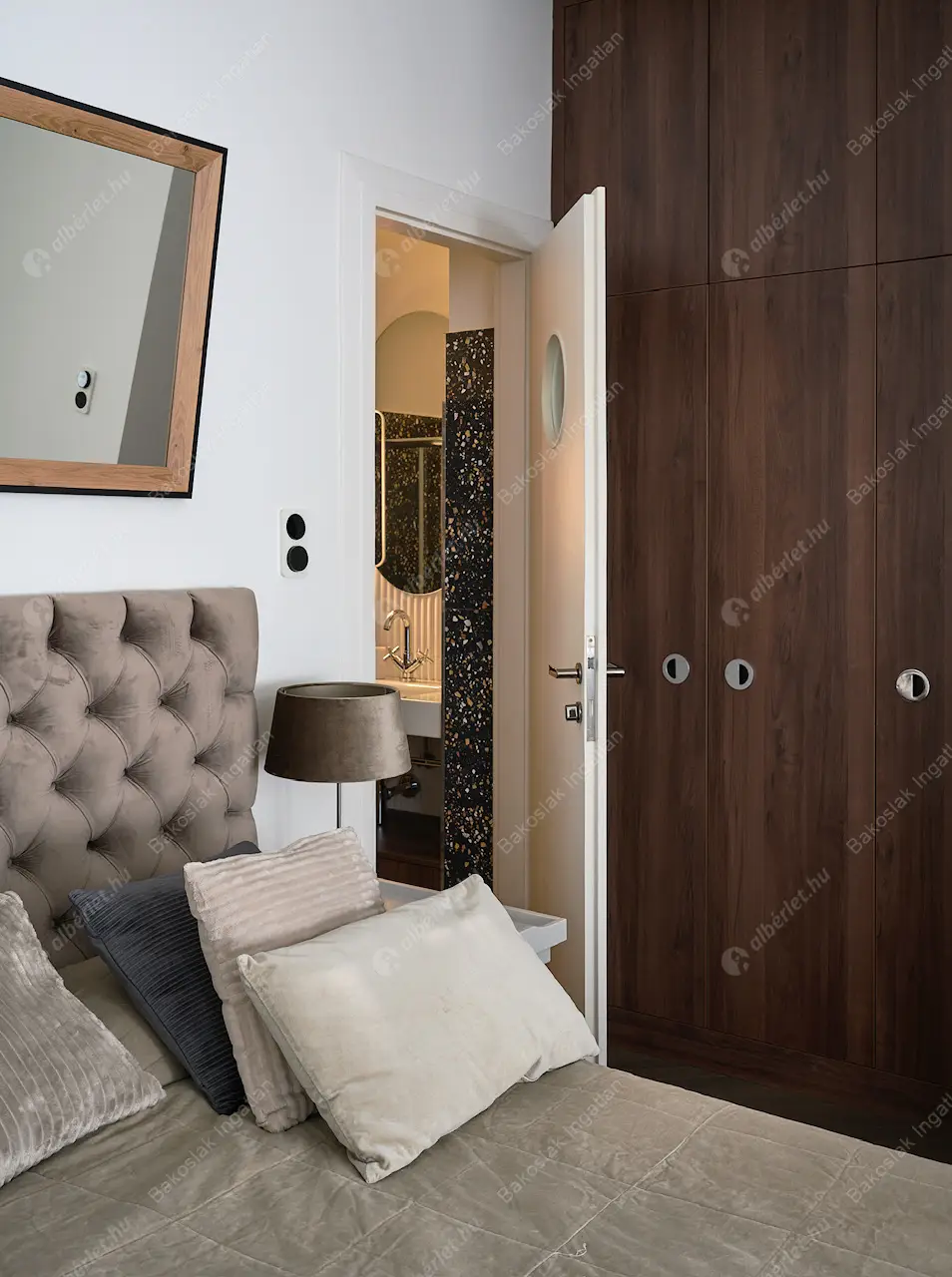 Kiadó albérlet 621000 Ft/hó áron: Budapest, II. kerület  Mecset utca. Mérete: 64 nm, 2 szobás | Alberlet.hu - 6337241