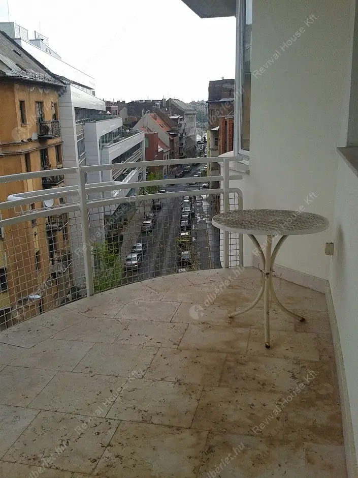 Kiadó albérlet 718000 Ft/hó áron: Budapest, II. kerület  Medve utca. Mérete: 141 nm, 4 szobás | Alberlet.hu - 4725885