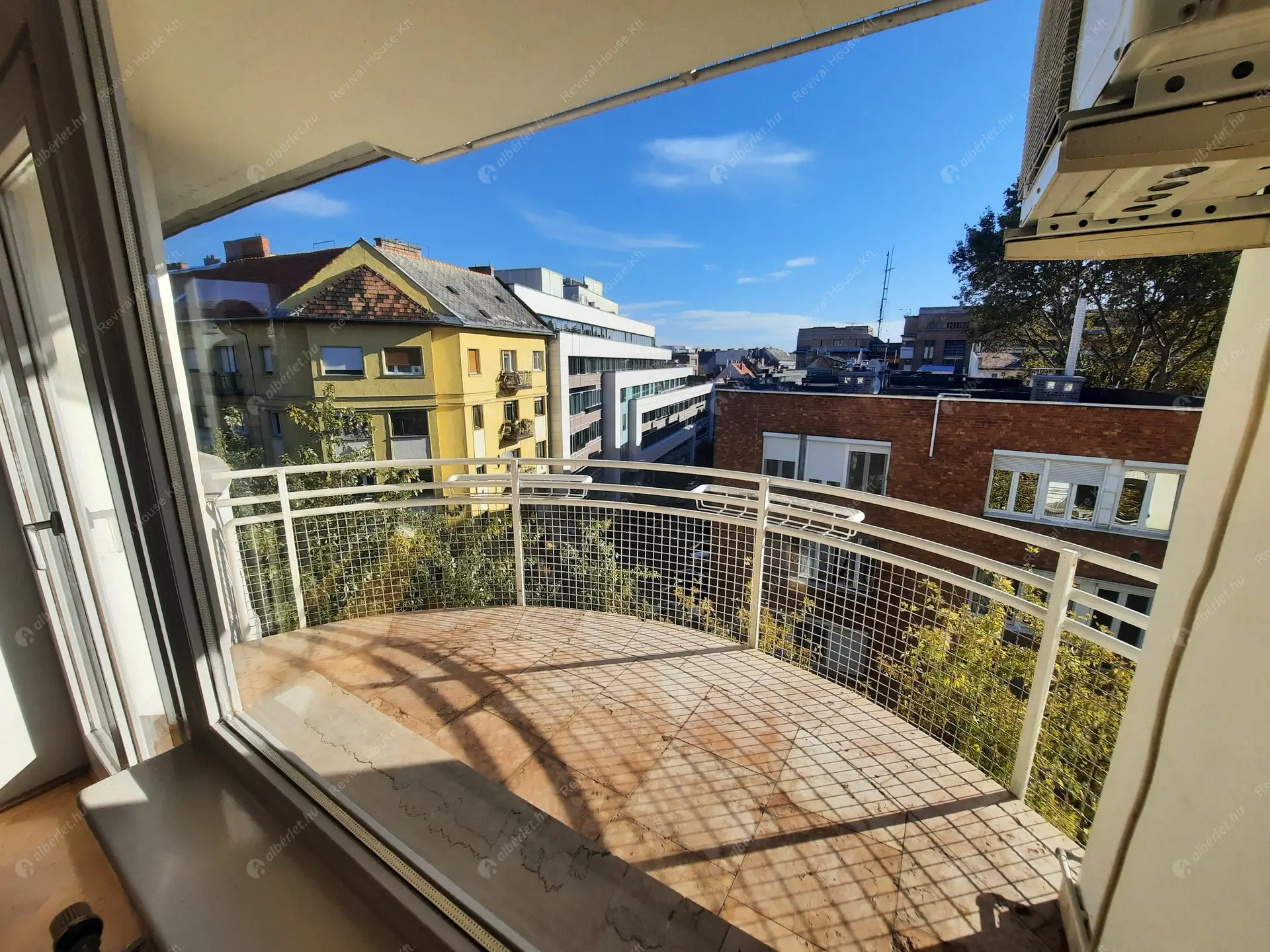 Kiadó albérlet 718000 Ft/hó áron: Budapest, II. kerület  Medve utca. Mérete: 141 nm, 4 szobás | Alberlet.hu - 6109503