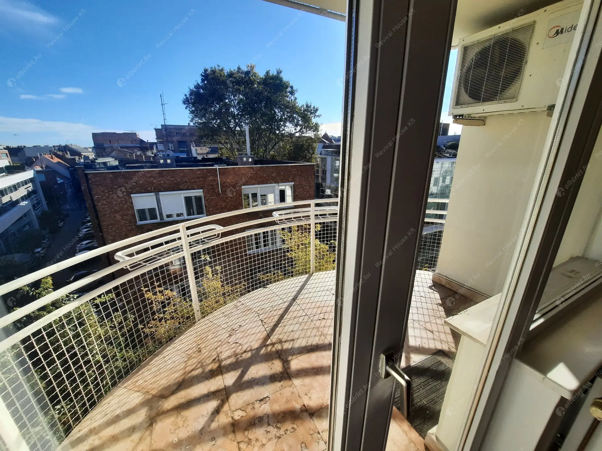 Kiadó albérlet 718000 Ft/hó áron: Budapest, II. kerület  Medve utca. Mérete: 141 nm, 4 szobás | Alberlet.hu - 6109504