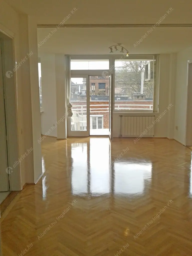 Kiadó albérlet 718000 Ft/hó áron: Budapest, II. kerület  Medve utca. Mérete: 141 nm, 4 szobás | Alberlet.hu - 6519160