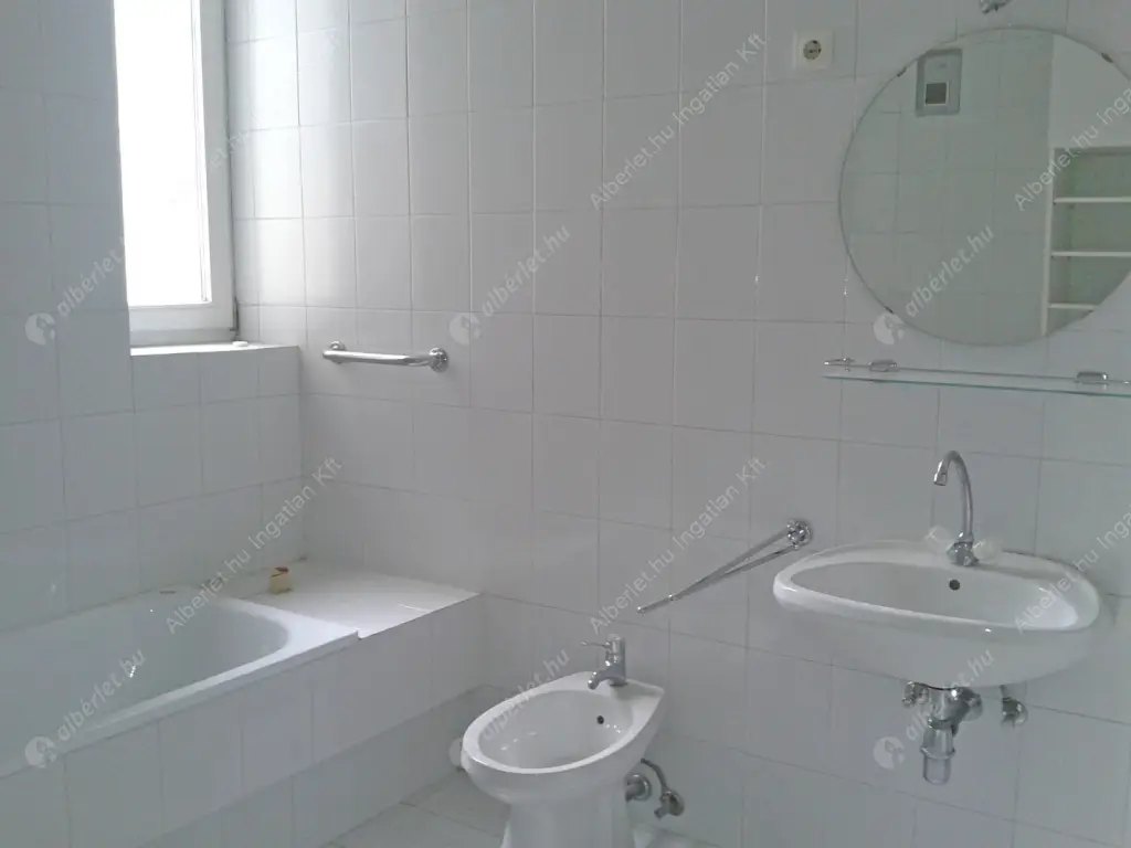 Kiadó albérlet 718000 Ft/hó áron: Budapest, II. kerület  Medve utca. Mérete: 141 nm, 4 szobás | Alberlet.hu - 6519178