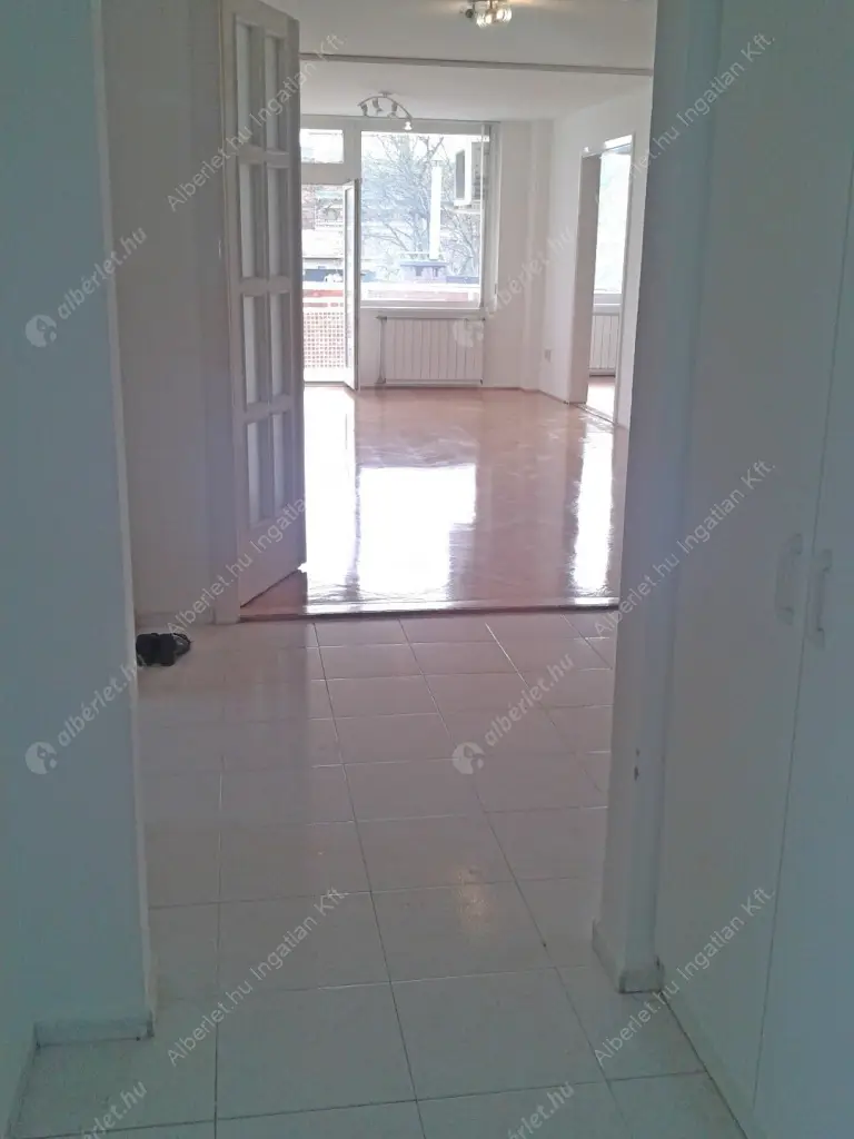 Kiadó albérlet 718000 Ft/hó áron: Budapest, II. kerület  Medve utca. Mérete: 141 nm, 4 szobás | Alberlet.hu - 6519180