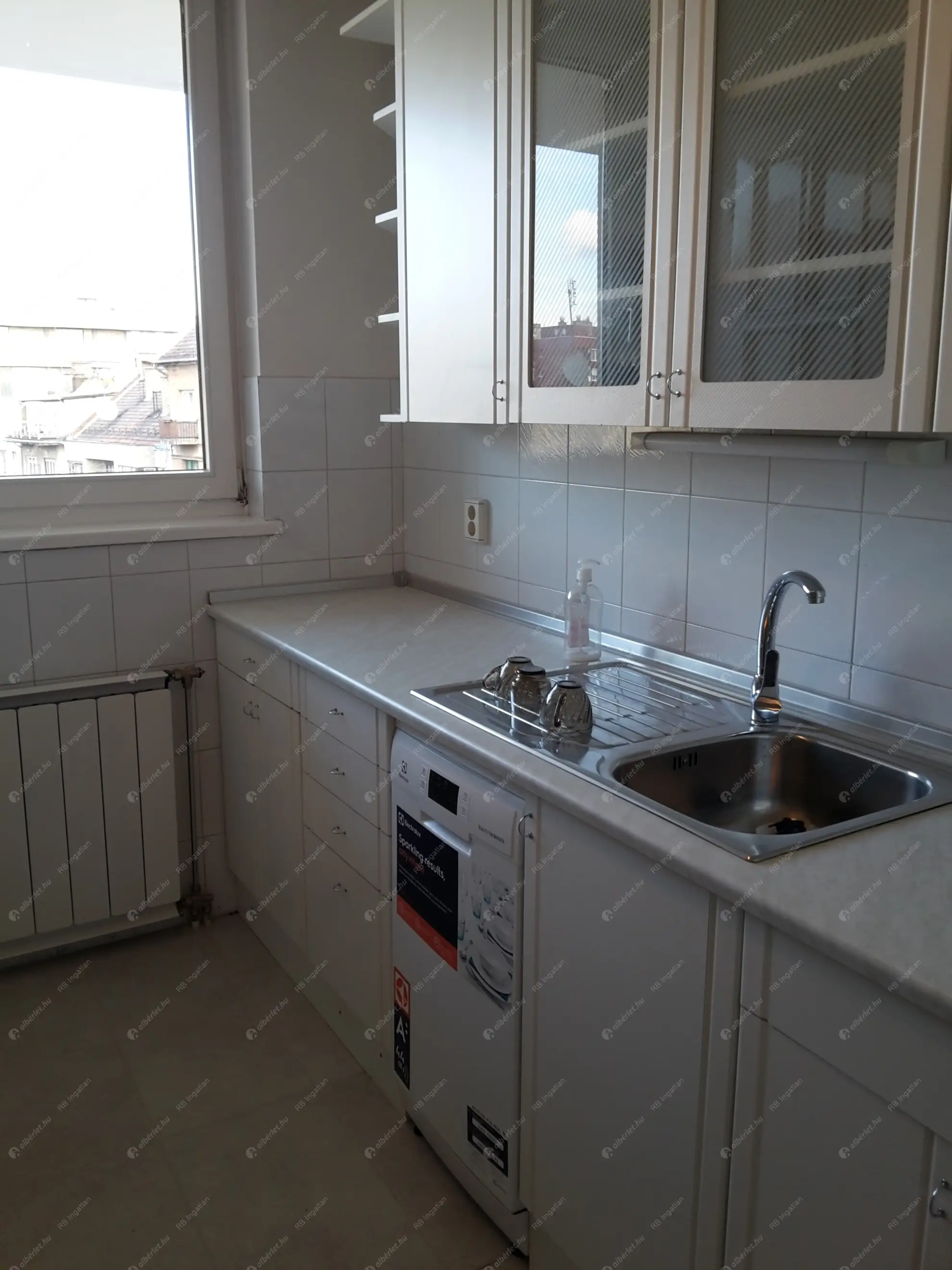 Kiadó albérlet 700000 Ft/hó áron: Budapest, II. kerület  Medve utca. Mérete: 141 nm, 4 szobás | Alberlet.hu - 6572369