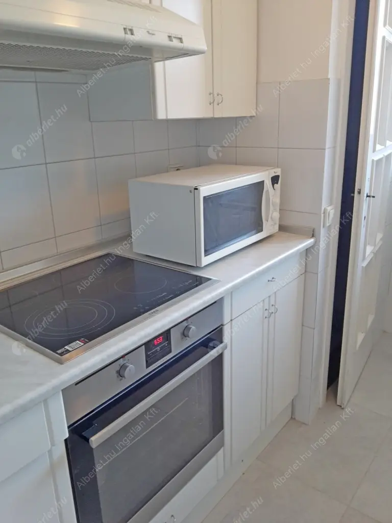 Kiadó albérlet 700000 Ft/hó áron: Budapest, II. kerület  Medve utca. Mérete: 141 nm, 4 szobás | Alberlet.hu - 6597968