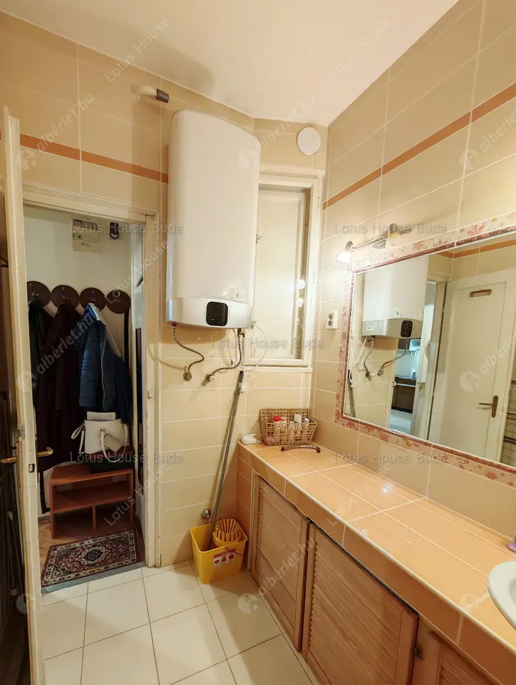 Kiadó albérlet 270000 Ft/hó áron: Budapest, II. kerület  Nagyajtai utca. Mérete: 63 nm, 2 szobás | Alberlet.hu - 6589049