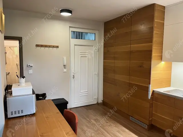 Kiadó albérlet 260000 Ft/hó áron: Budapest, II. kerület  Orló utca. Mérete: 53 nm, 2 szobás | Alberlet.hu - 6571097