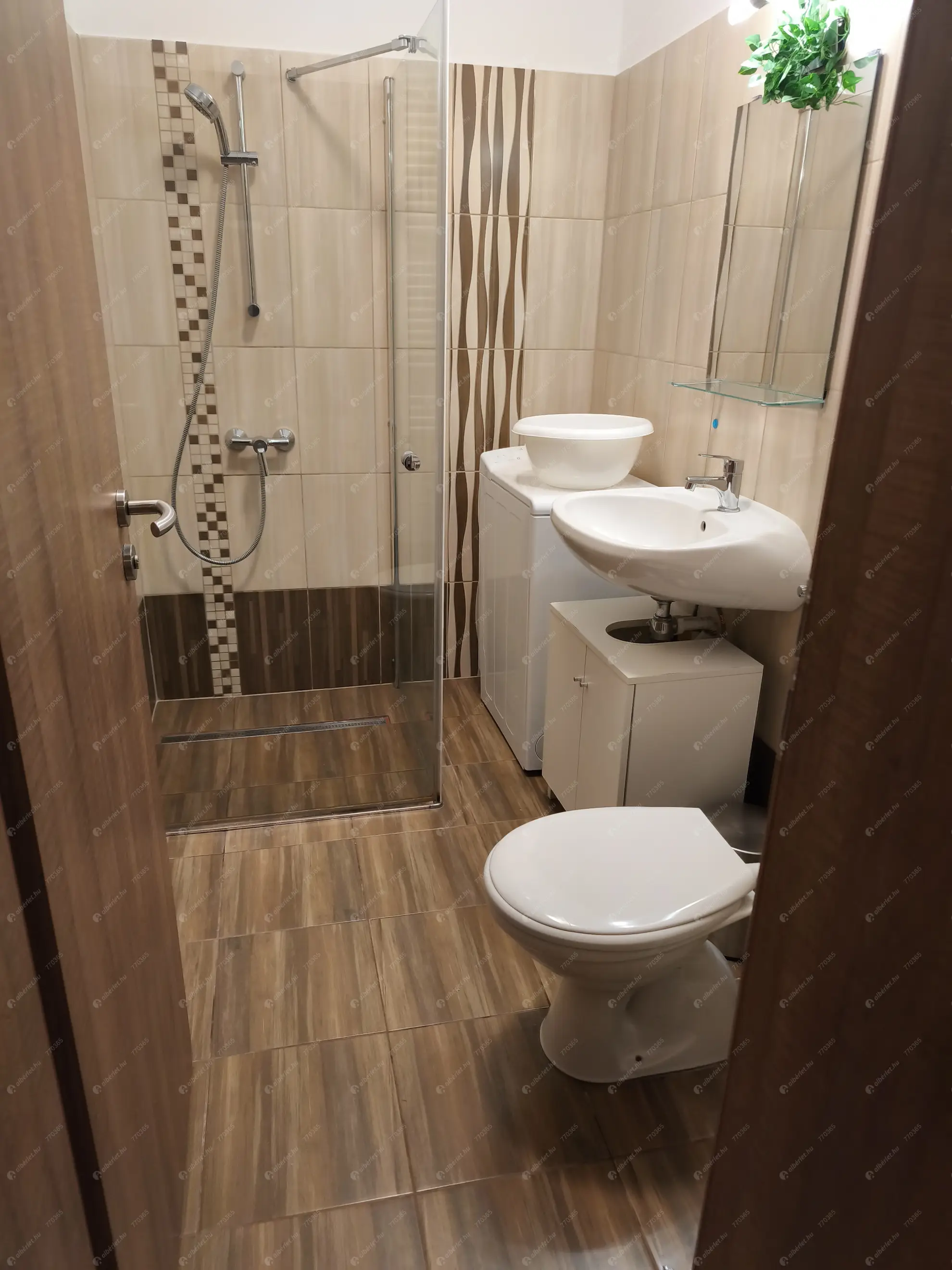 Kiadó albérlet 260000 Ft/hó áron: Budapest, II. kerület  Orló utca. Mérete: 53 nm, 2 szobás | Alberlet.hu - 6571098